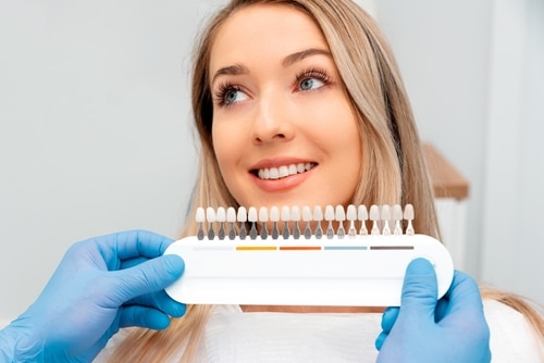 Odontología Cosmética en Sonora, CA | Revitalice su sonrisa con carillas