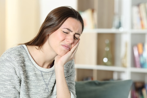 Root Canal Pain Relief [Video FAQs] Emergency Dentist in Sonora